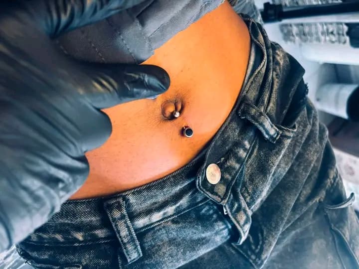 Fresh Navel Curve